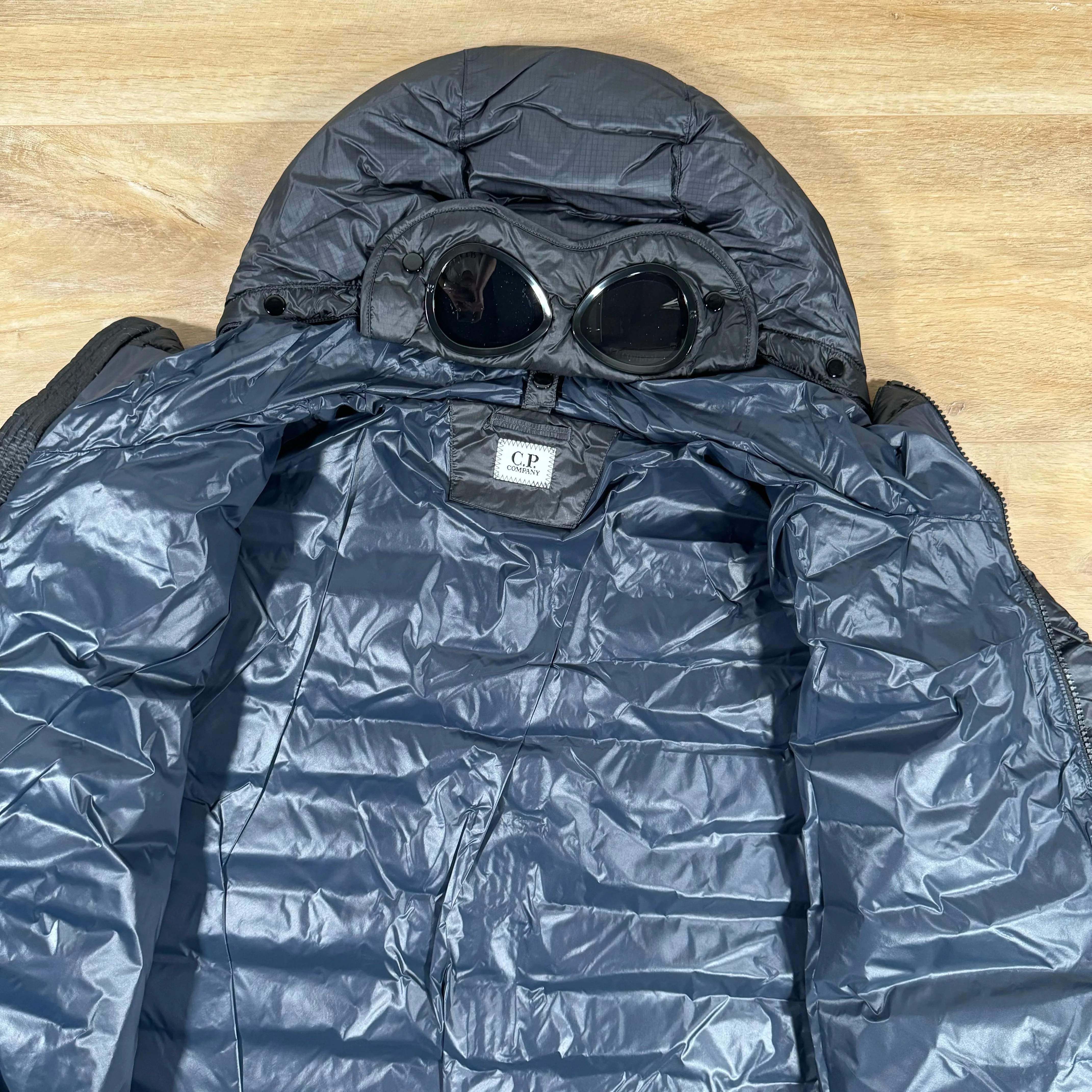 C.P. Company D.D. Shell Goggle Down Jacket in Navy