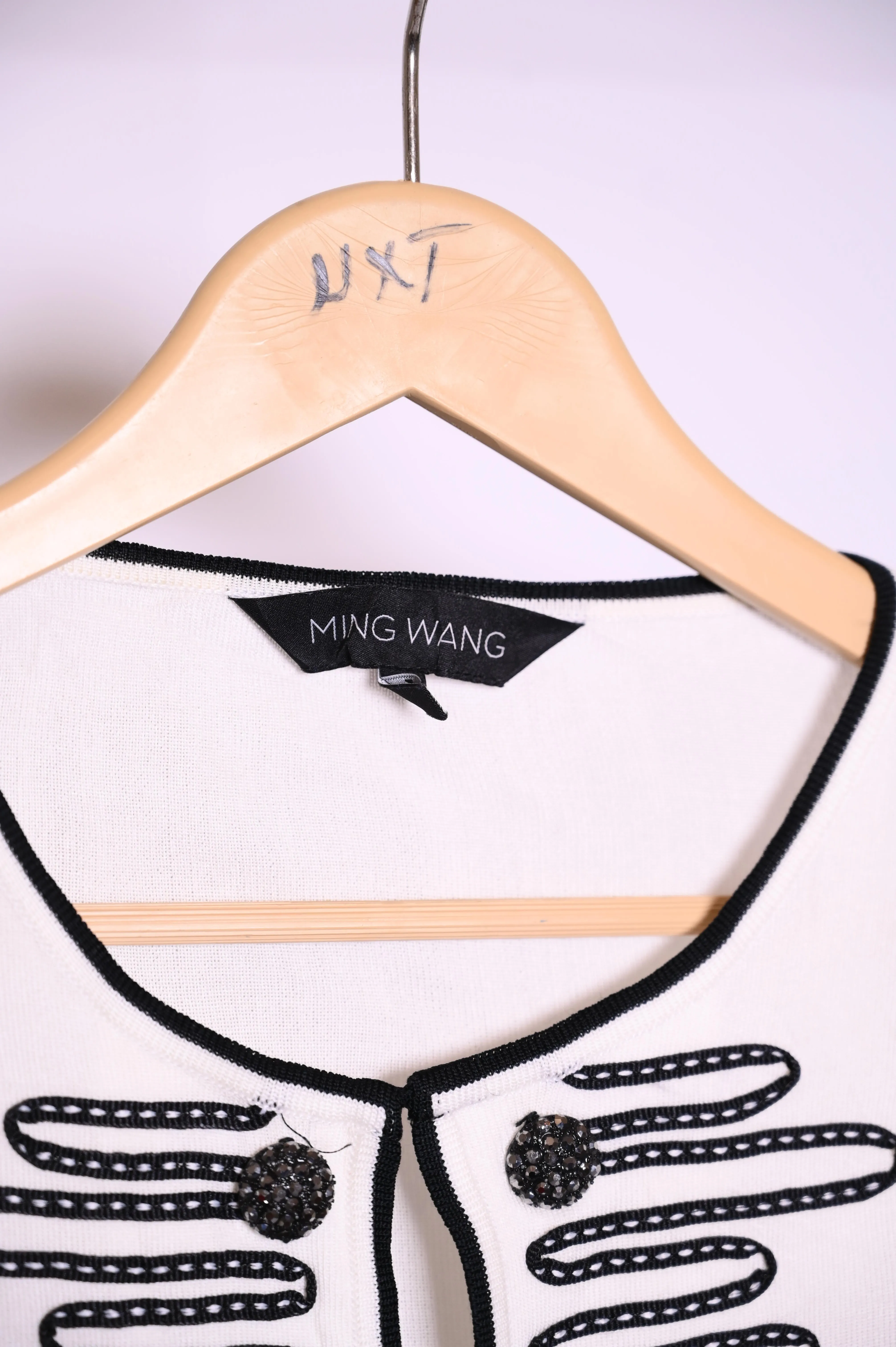 Ming Wang White Button Down Jacket – Medium