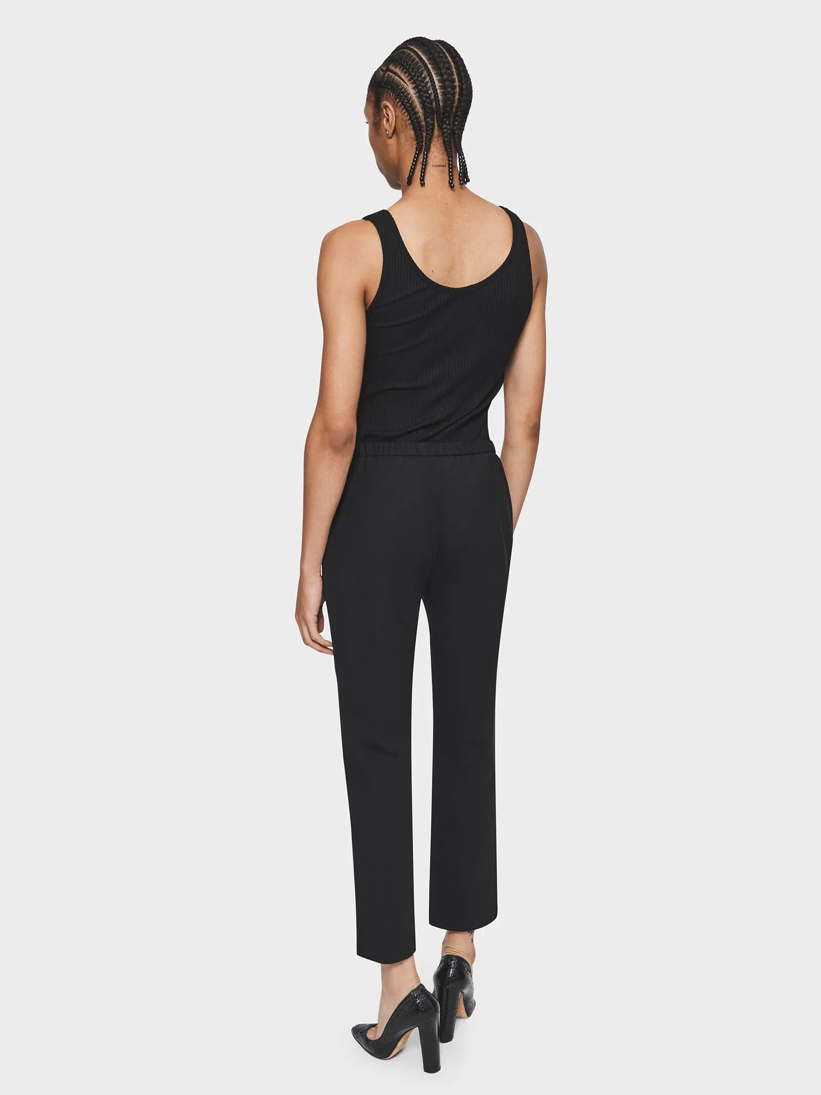 Slim Pull-on Pant