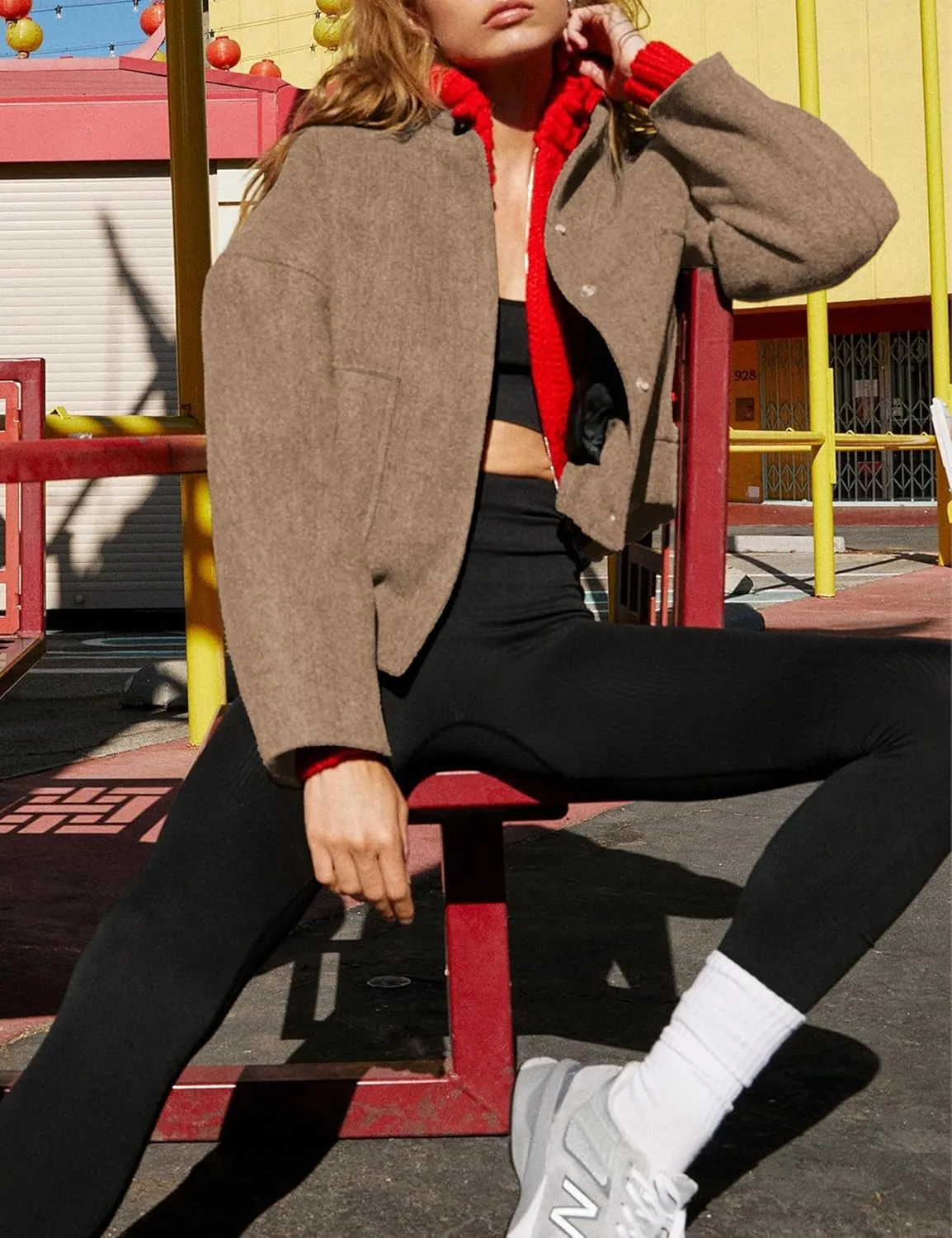 Women's Cropped Bomber Jacket Casual Baseball Collar Button Down Fashion Oversized Coat with Pockets Outwear